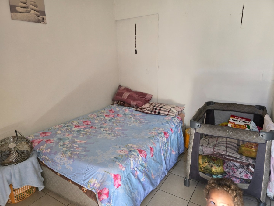 10 Bedroom Property for Sale in Colorado Park Western Cape